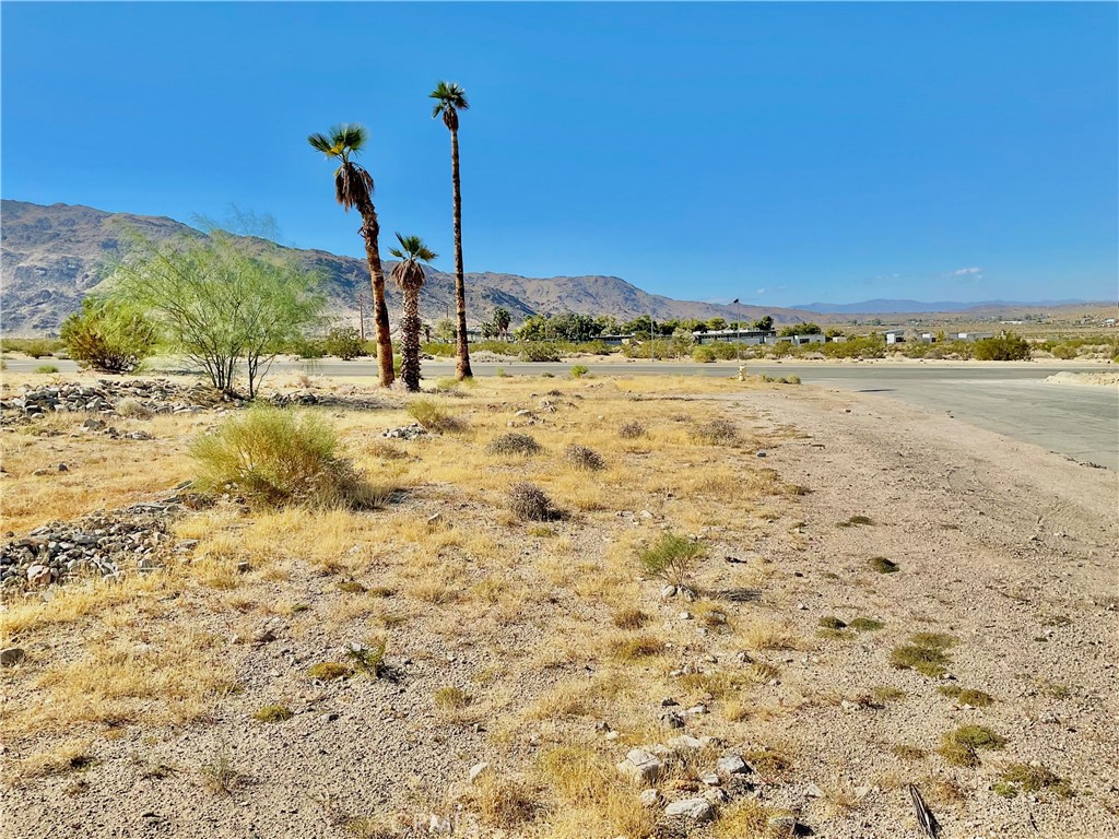 74517 Serrano Property Photo 4
