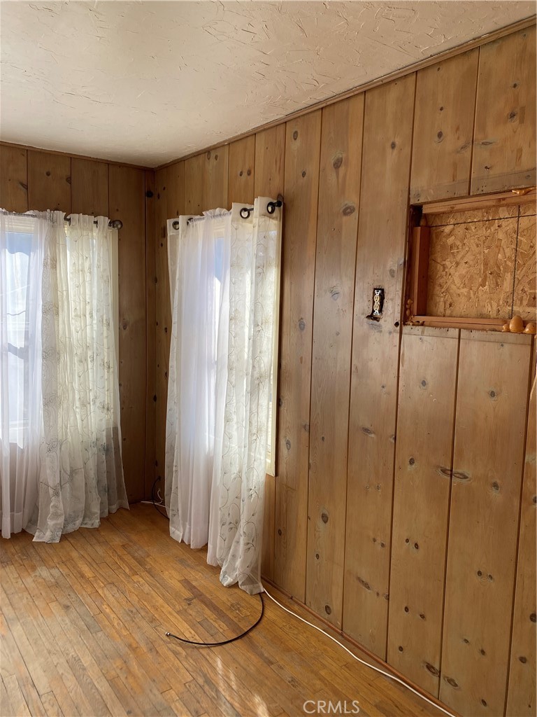 6439 Desert Knoll Avenue Property Photo 5