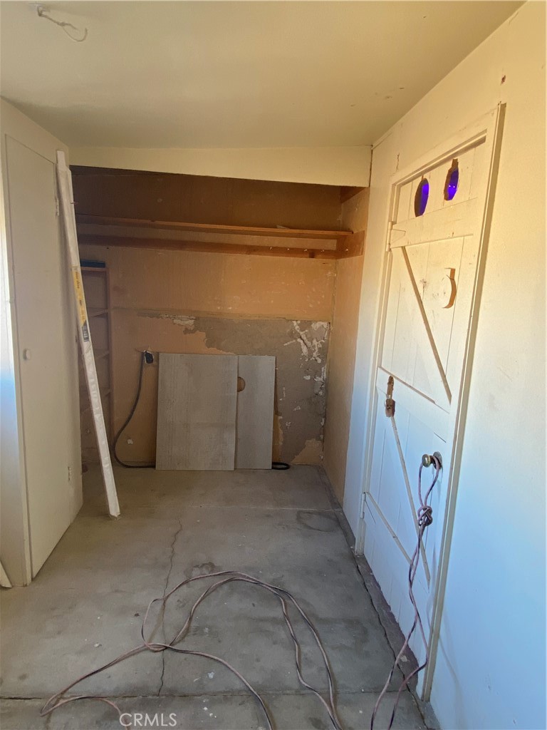 6439 Desert Knoll Avenue Property Photo 12