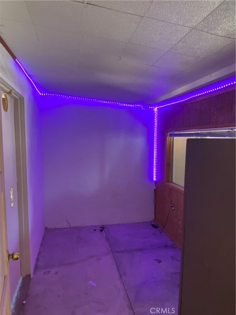 6439 Desert Knoll Avenue Property Photo 13