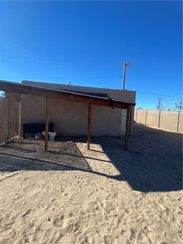 6439 Desert Knoll Avenue Property Photo 16