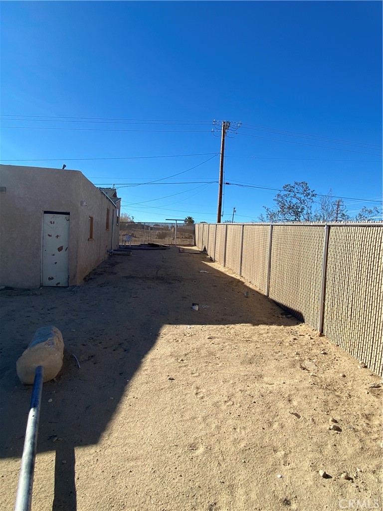 6439 Desert Knoll Avenue Property Photo 17