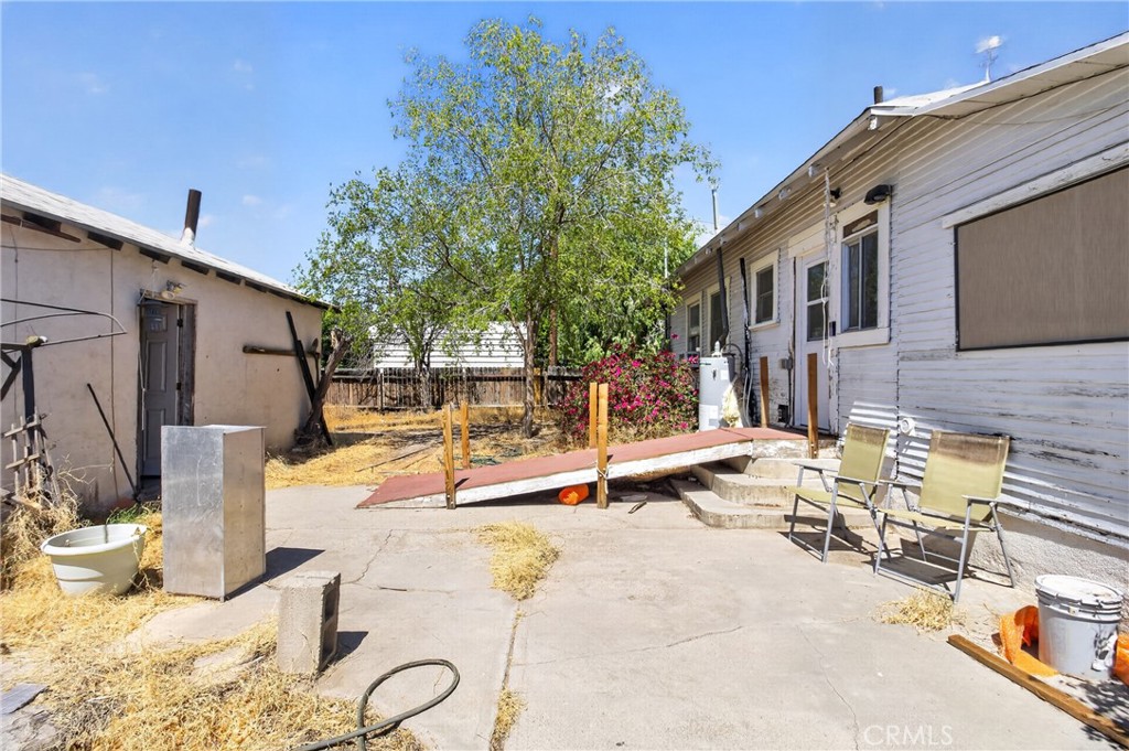 203 Walnut Street Property Photo 30