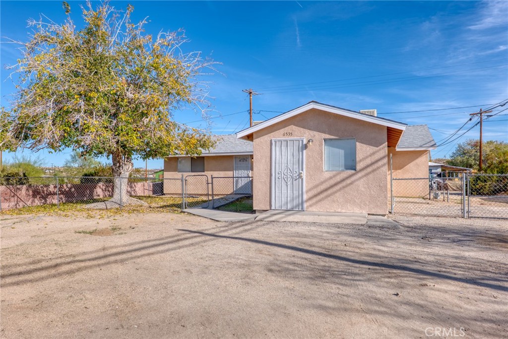 6535 El Sol Avenue Property Photo 27