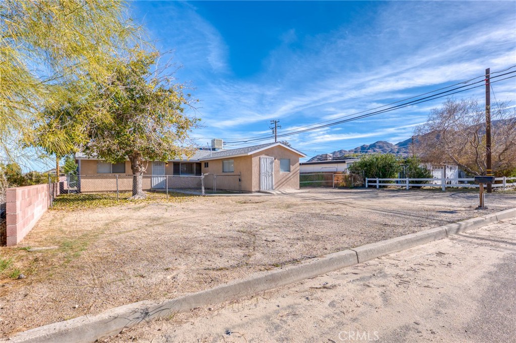 6535 El Sol Avenue Property Photo 30