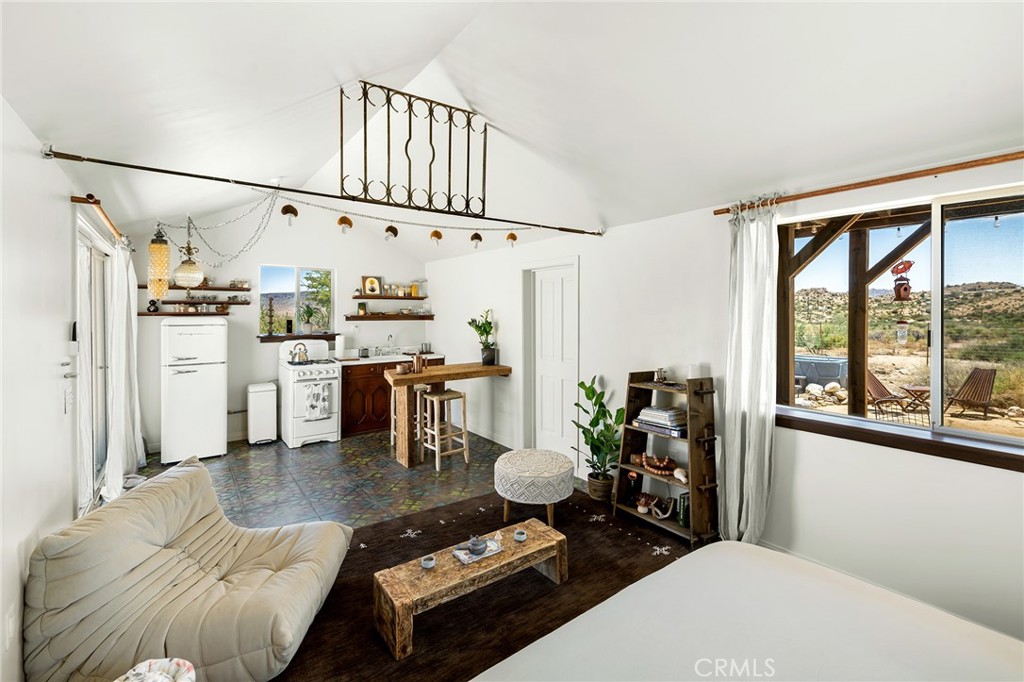 2680 Vine Property Photo 41