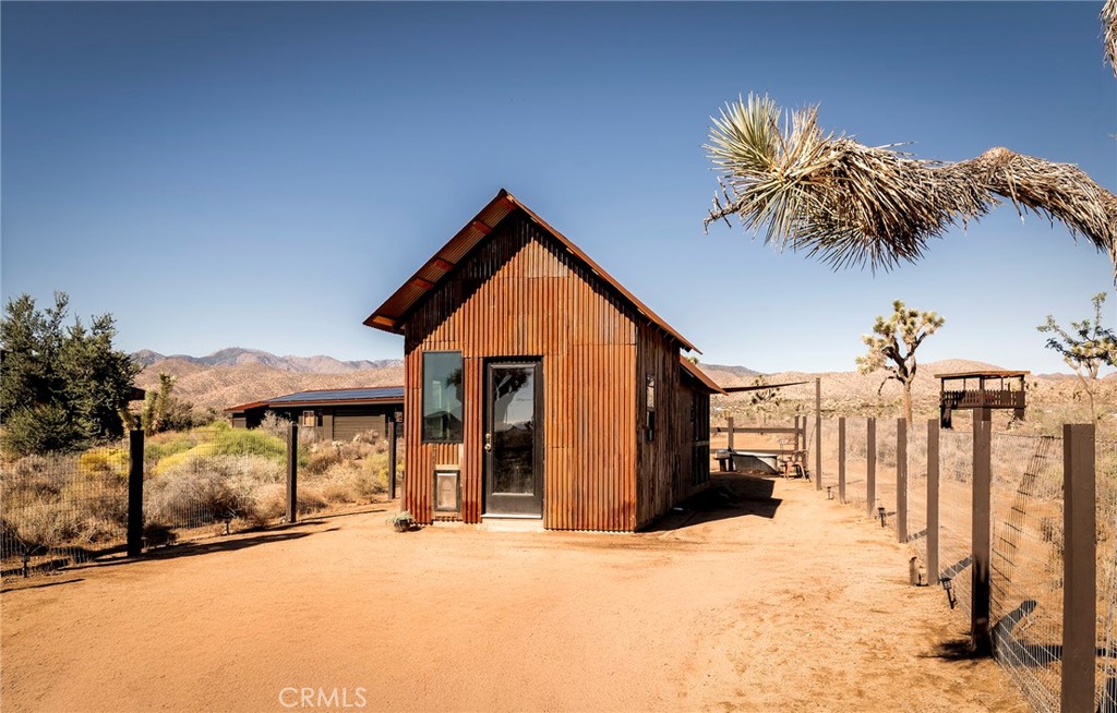 2680 Vine Property Photo 48