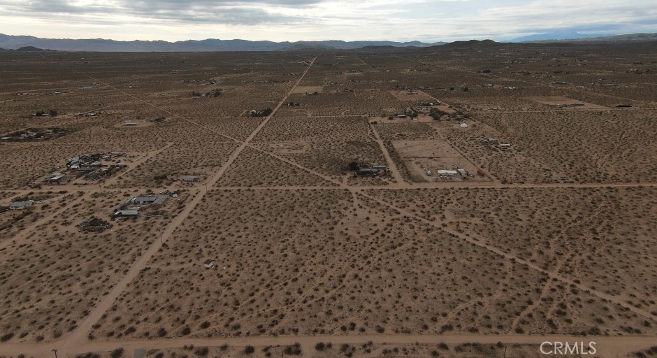 60426 Lorraine Property Photo 3