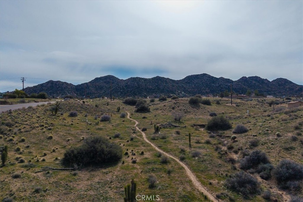 5190 Pioneertown Road Property Photo 9