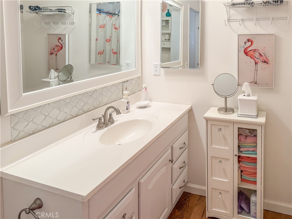 547 Channel Way Property Photo 11