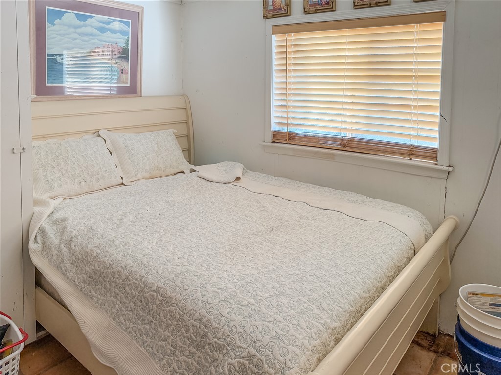 547 Channel Way Property Photo 12