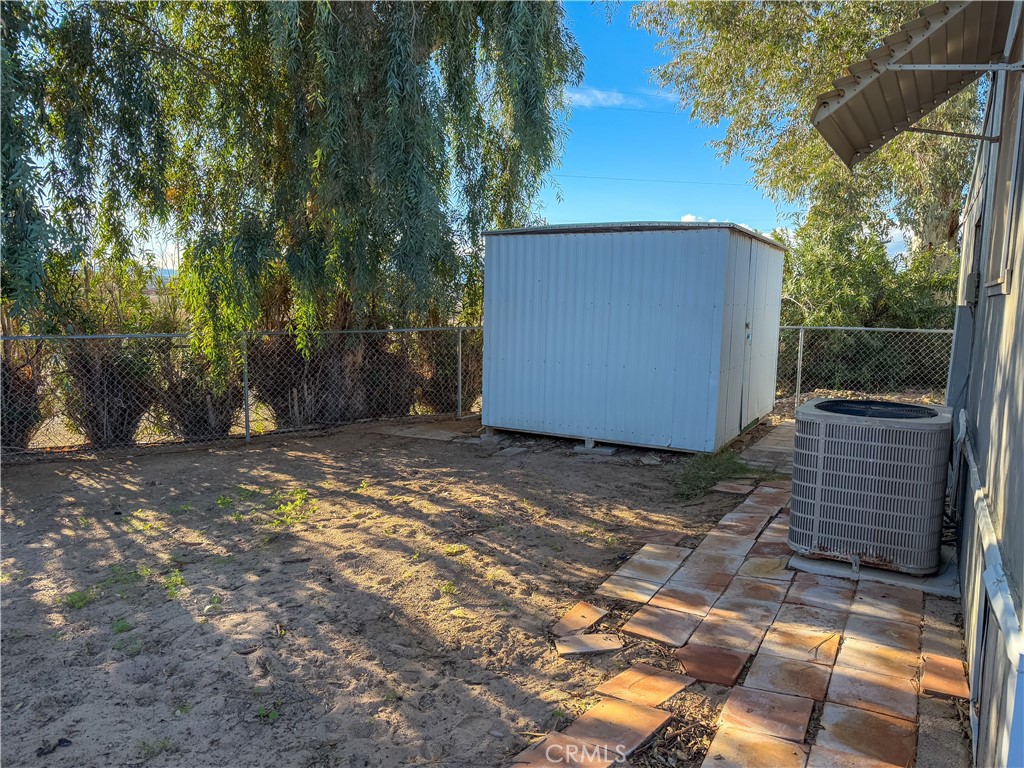 547 Channel Way Property Photo 15
