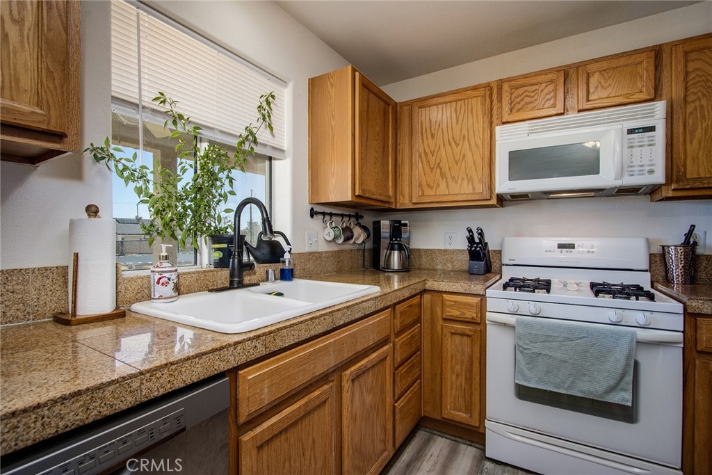 3619 Lexington Property Photo 12