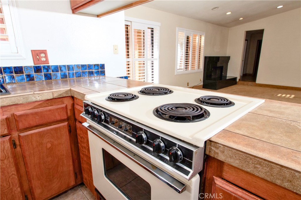 64337 Doral Drive Property Photo 7