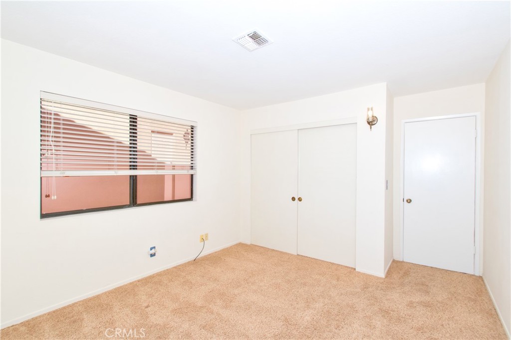 64337 Doral Drive Property Photo 9