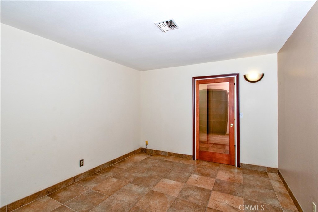 64337 Doral Drive Property Photo 17
