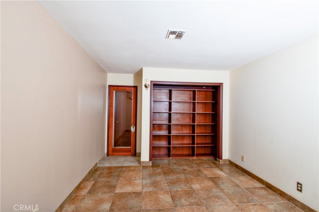 64337 Doral Drive Property Photo 18