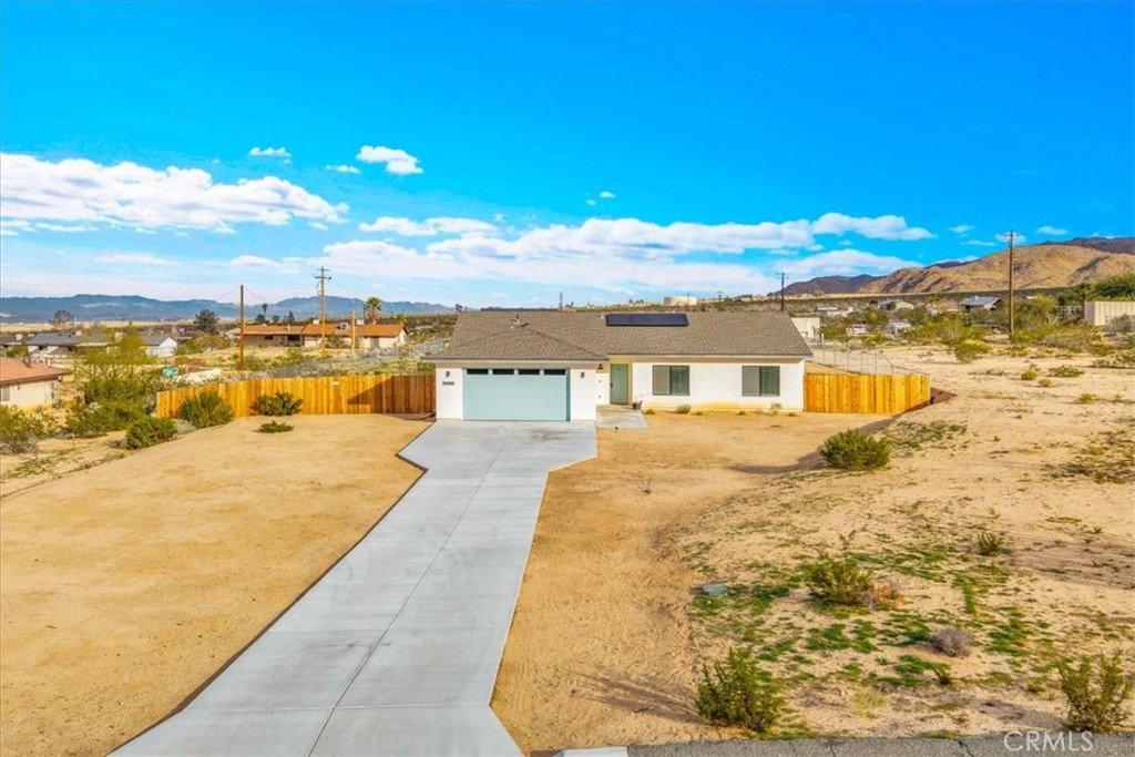 6829 Indian Cove Property Photo 3