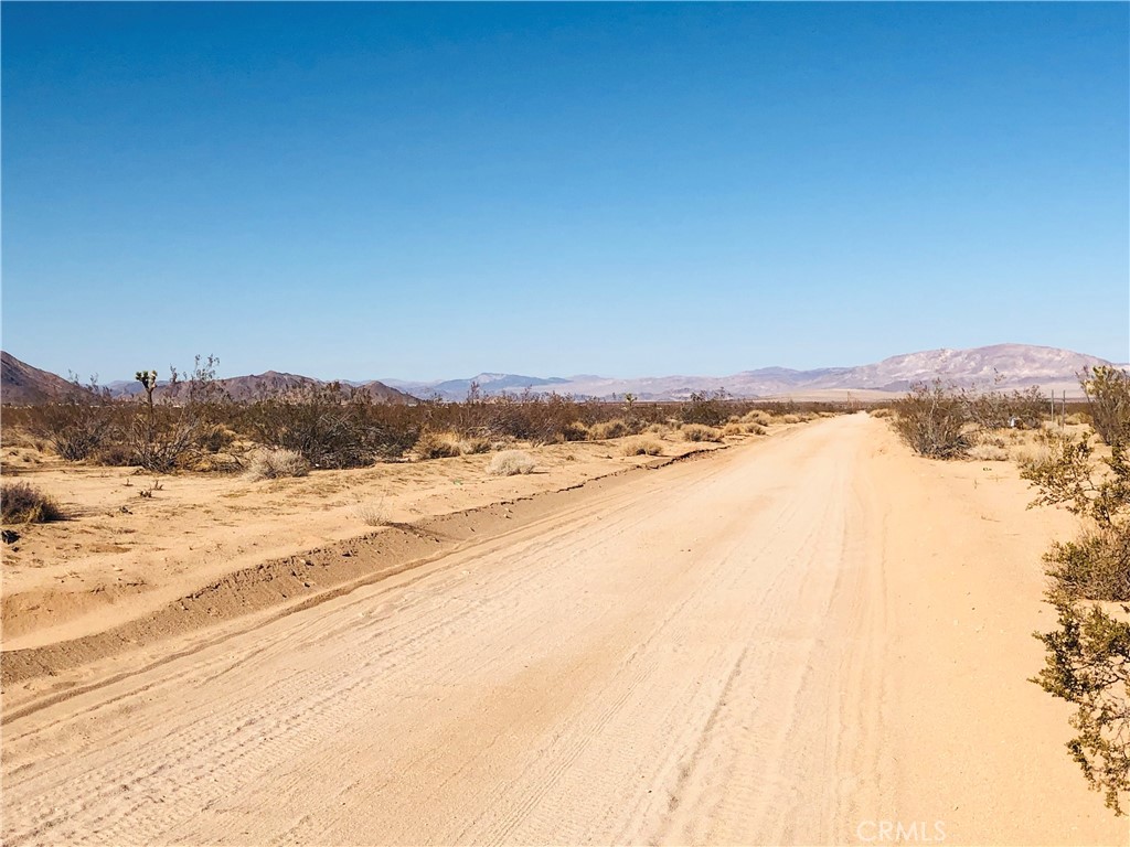 2 Venus Street Property Photo 8