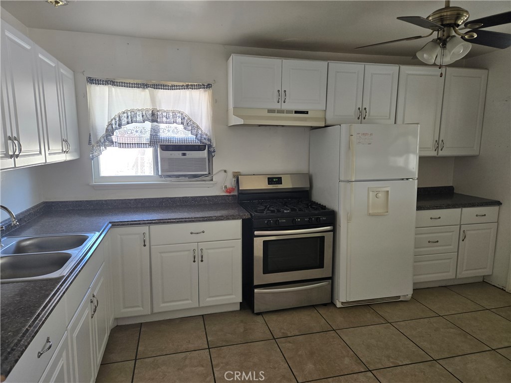 6163 Sun Court Property Photo 3