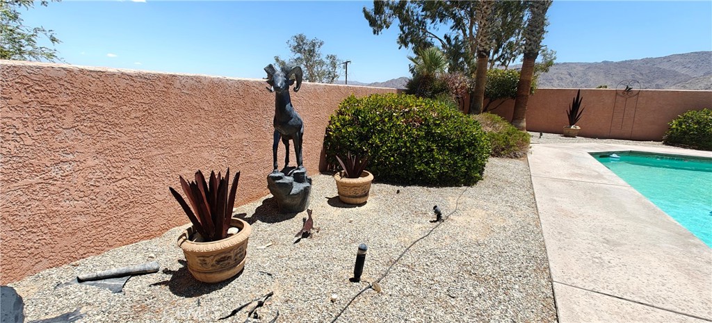 6144 Carodean Property Photo 14