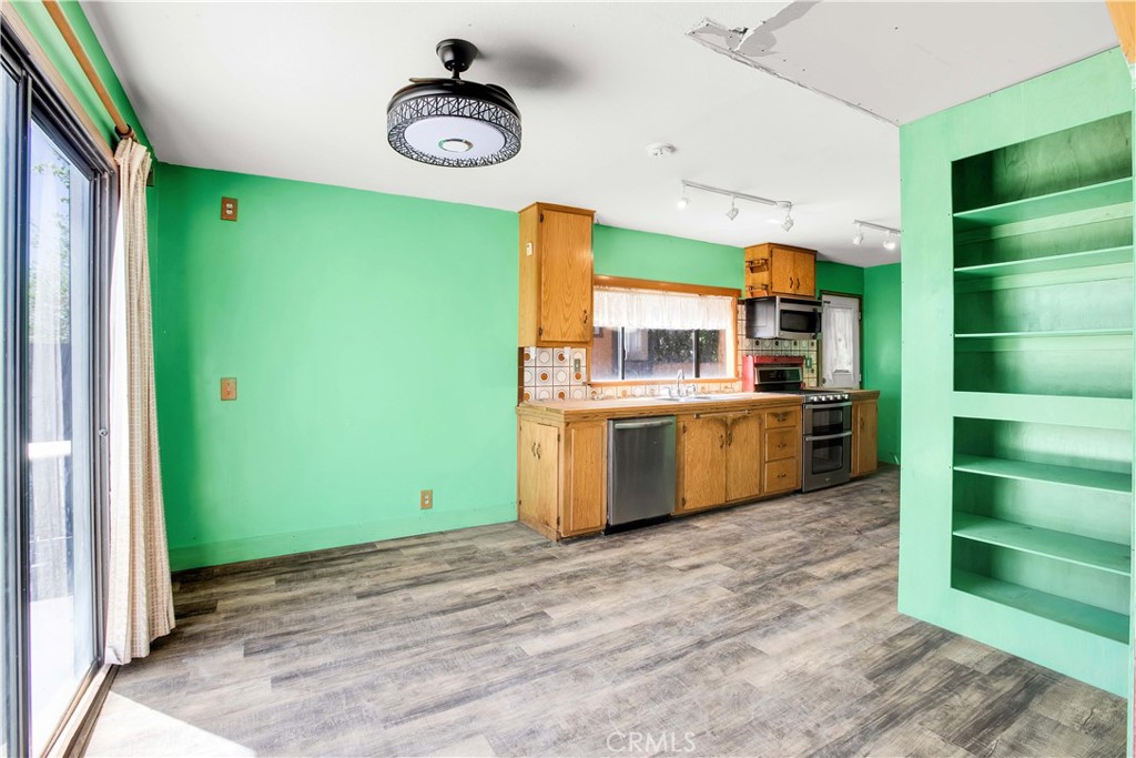 1010 Wamego Property Photo 8