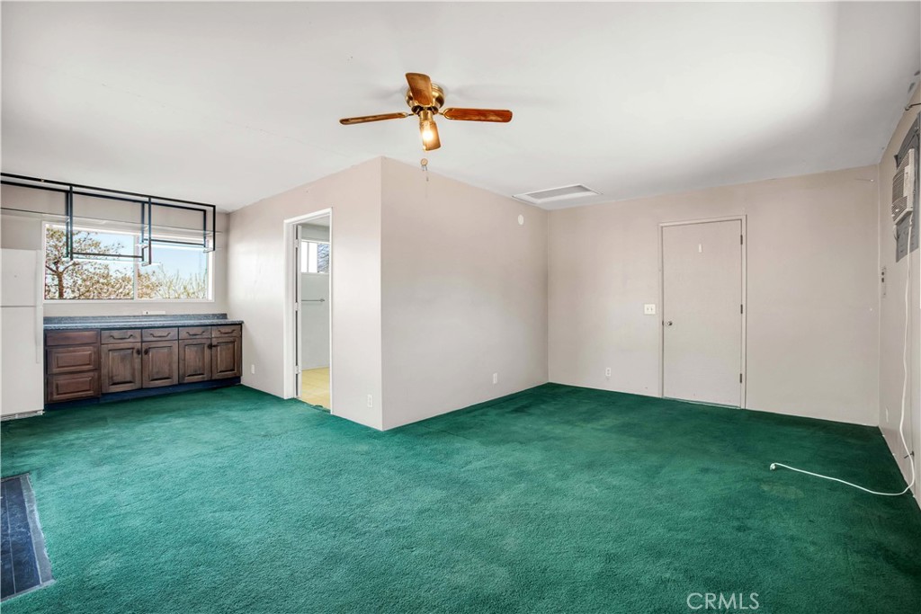 1010 Wamego Property Photo 37