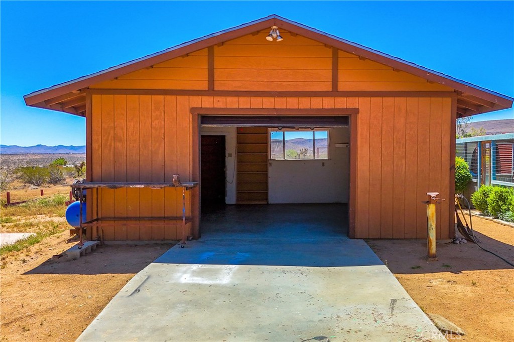 1010 Wamego Property Photo 56