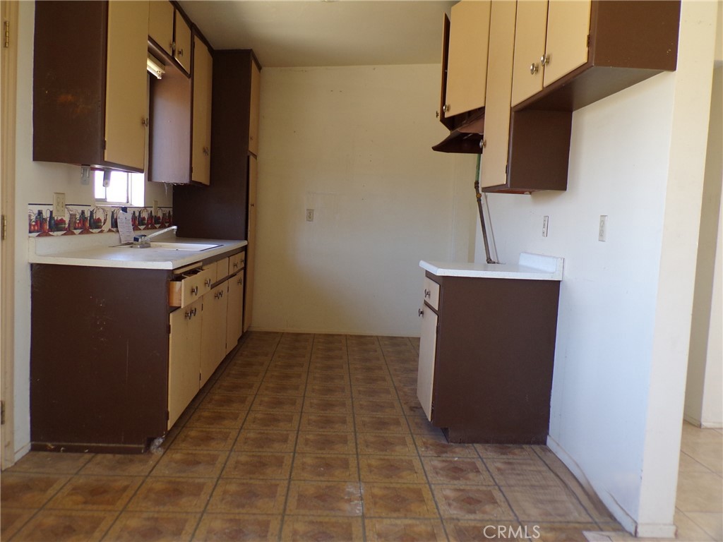 6810 Maude Adams Property Photo 3