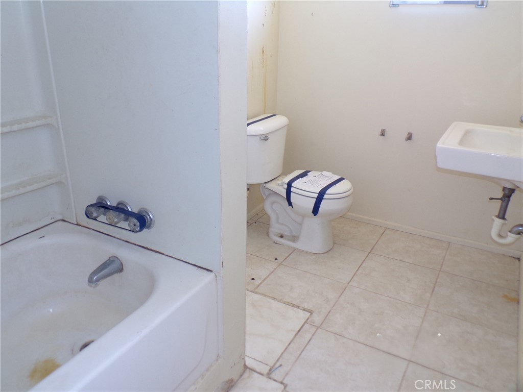 6810 Maude Adams Property Photo 11