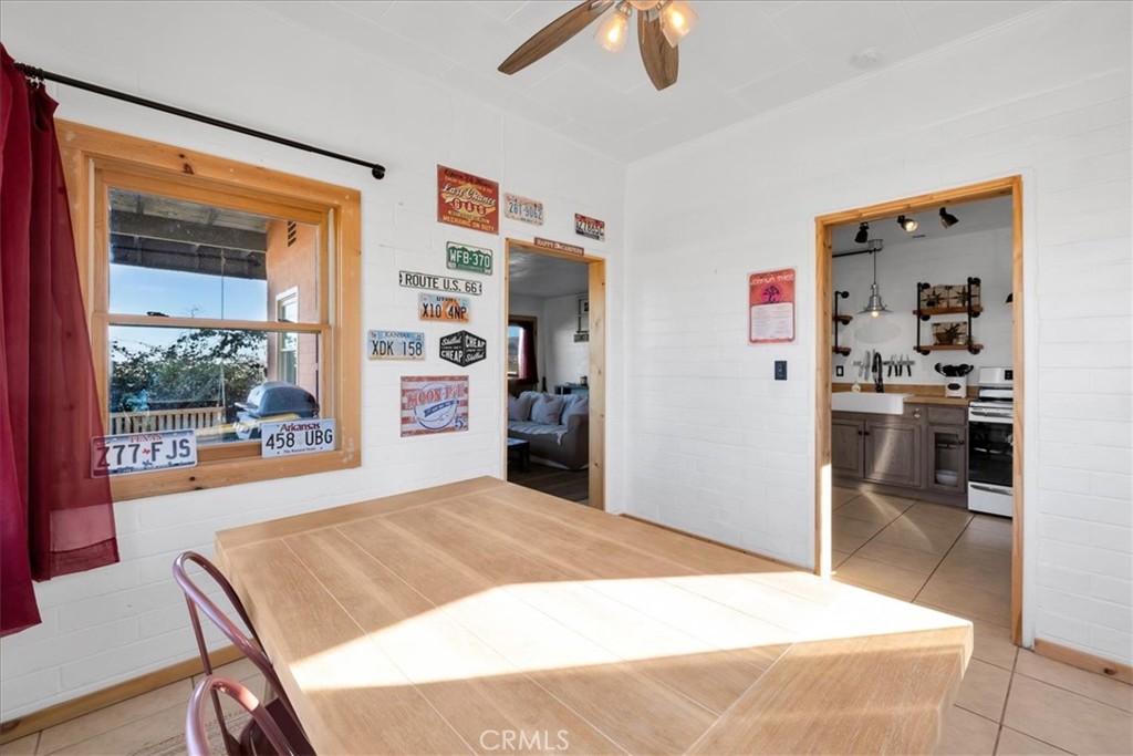 6572 Bullion Avenue Property Photo 15