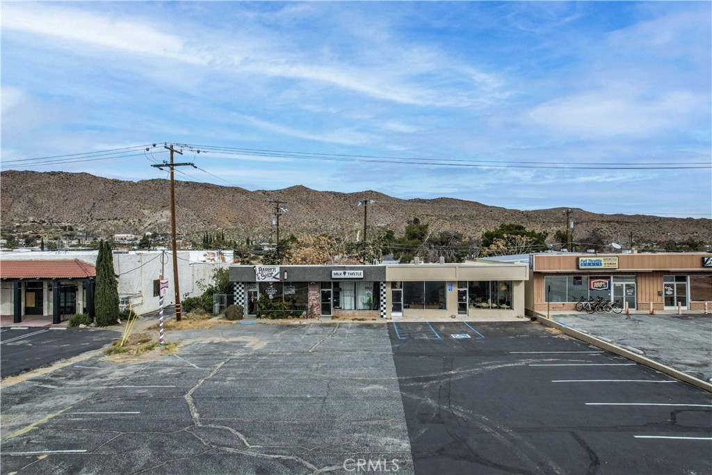 56334 Twentynine Palms Highway Property Photo 5