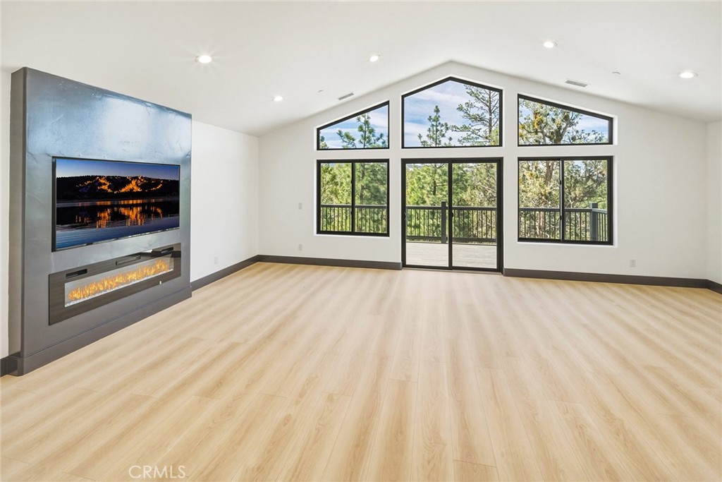 445 Woodcreek Property Photo 53
