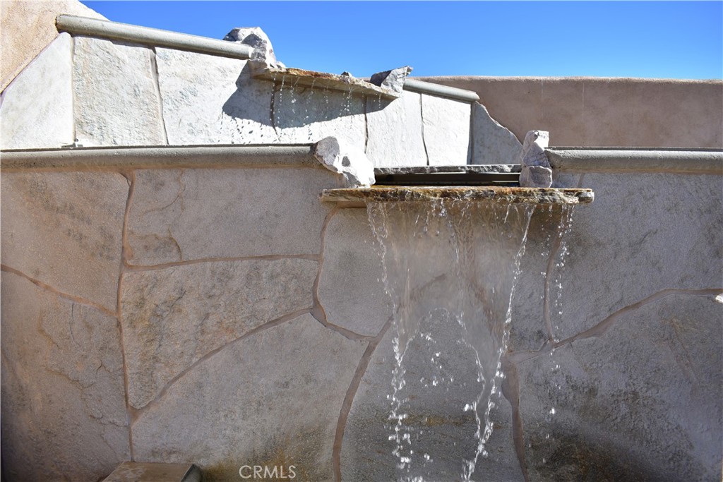 61611 Alta Loma Drive Property Photo 7