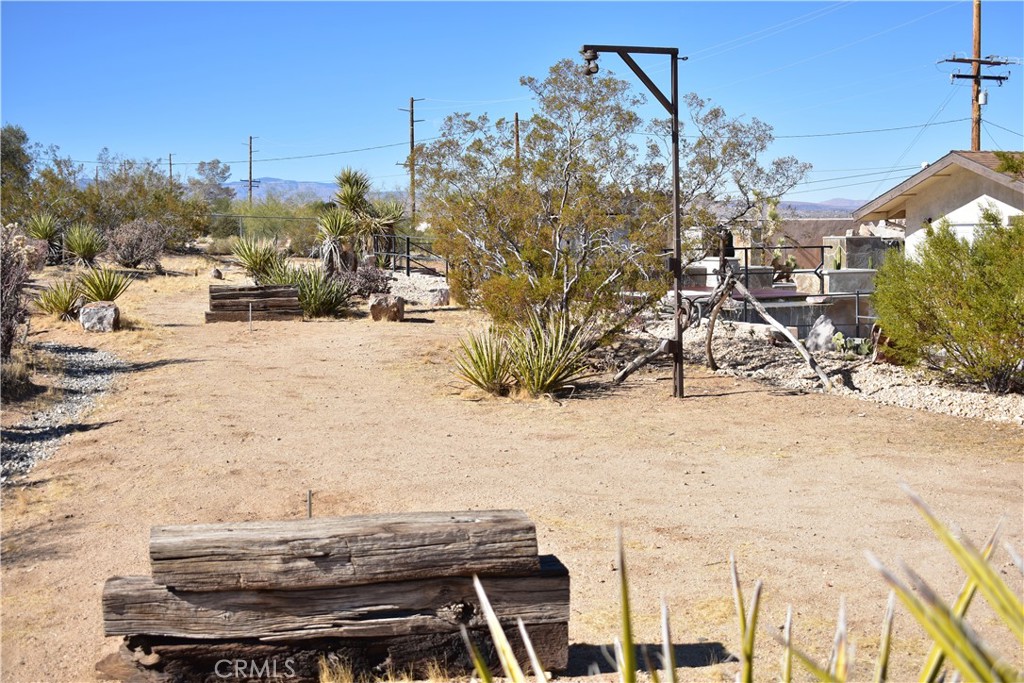 61611 Alta Loma Drive Property Photo 9