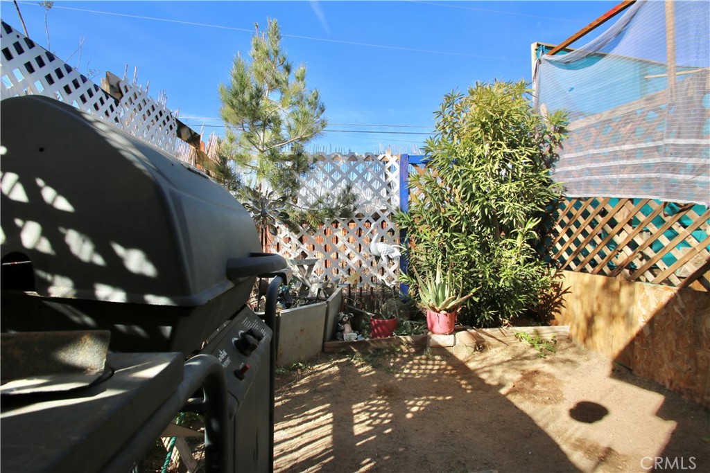 7536 Victoria Property Photo 22