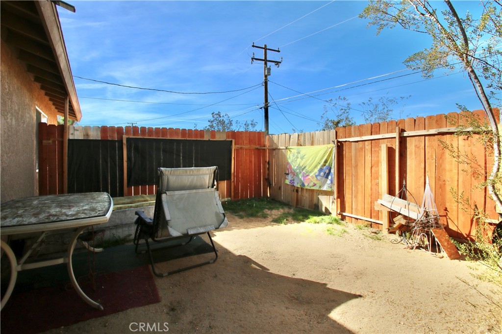 7536 Victoria Property Photo 23