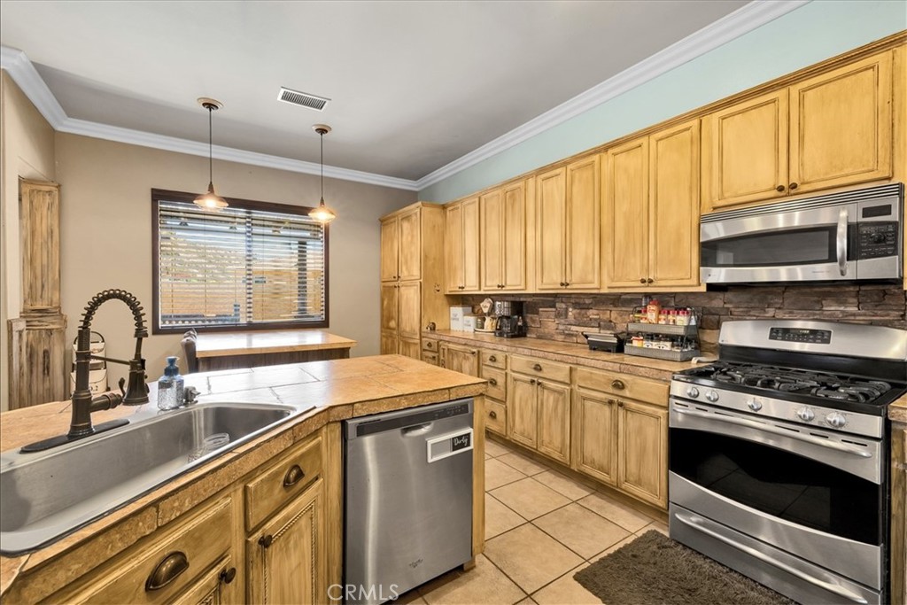 7622 San Remo Property Photo 12