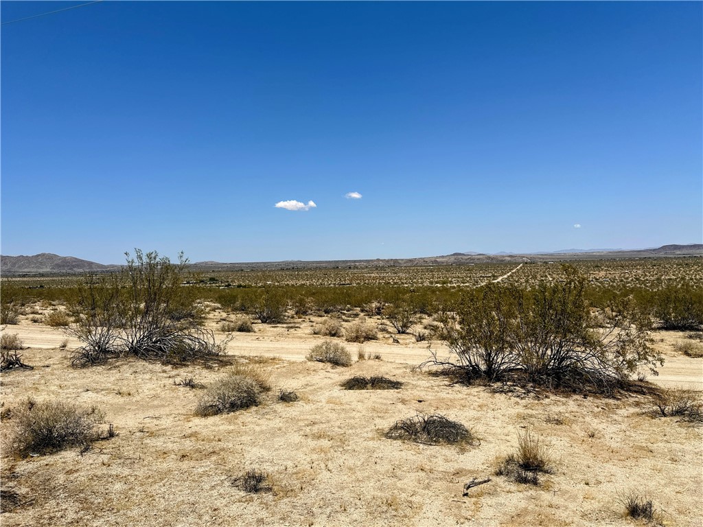 64200 Sullivan Property Photo 7
