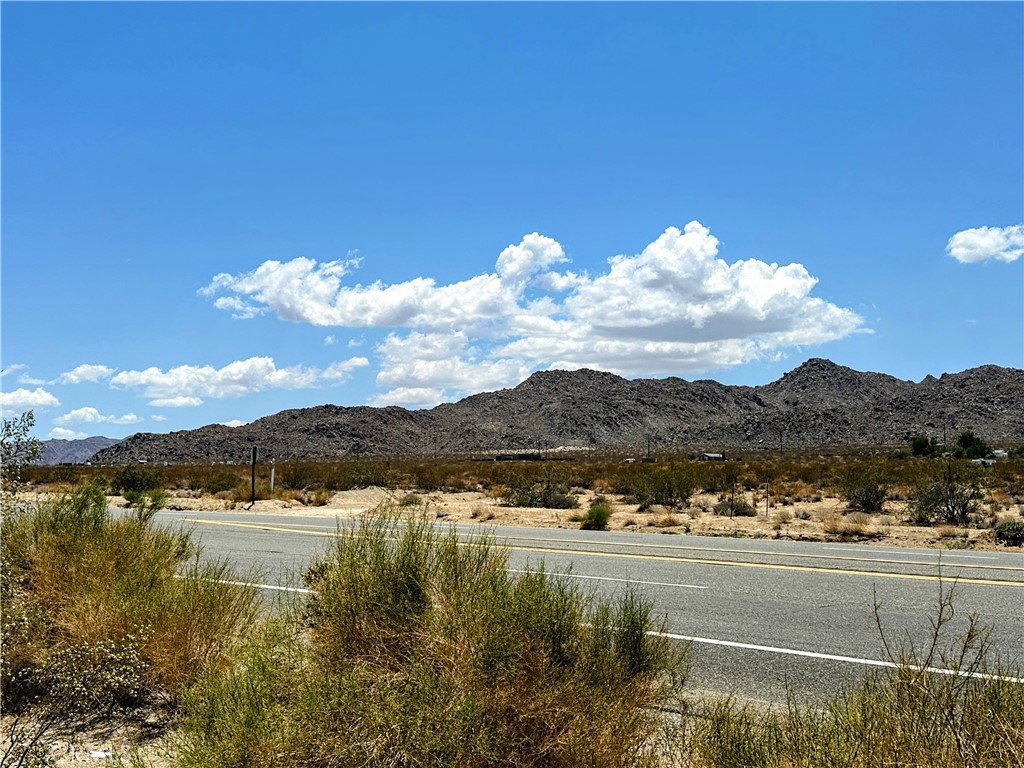 66500 29 Palms Highway Property Photo 1