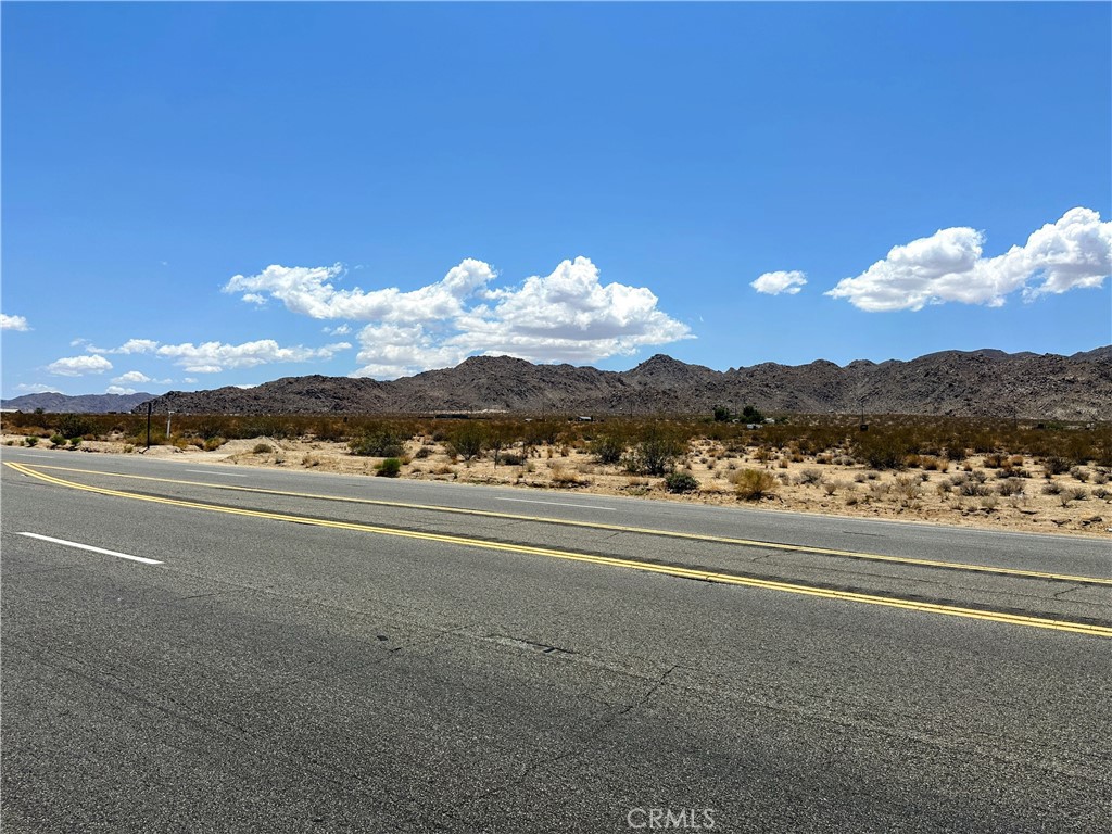 66500 29 Palms Highway Property Photo 6