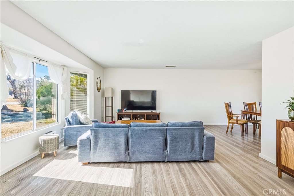 57826 Joshua Property Photo 7