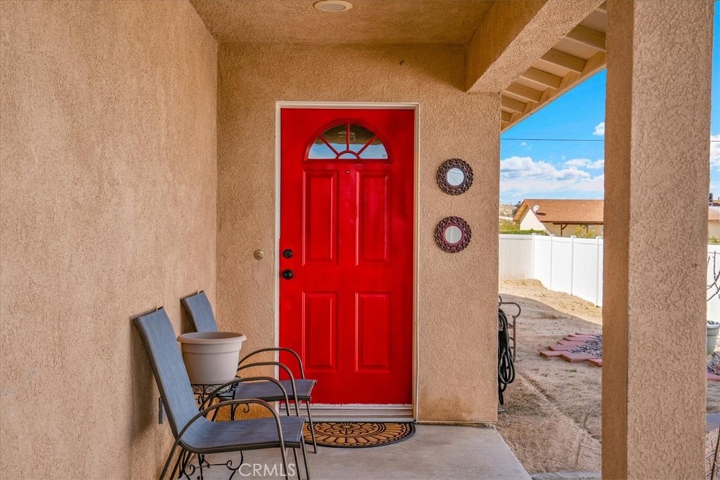 6752 Manzanita Avenue Property Photo 4