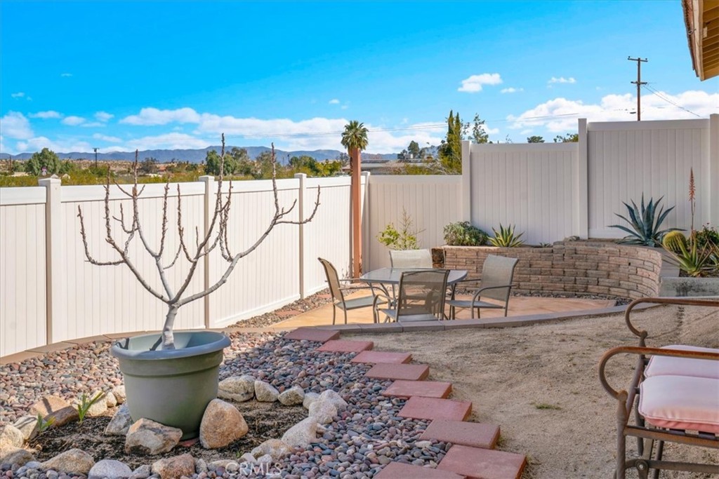 6752 Manzanita Avenue Property Photo 28