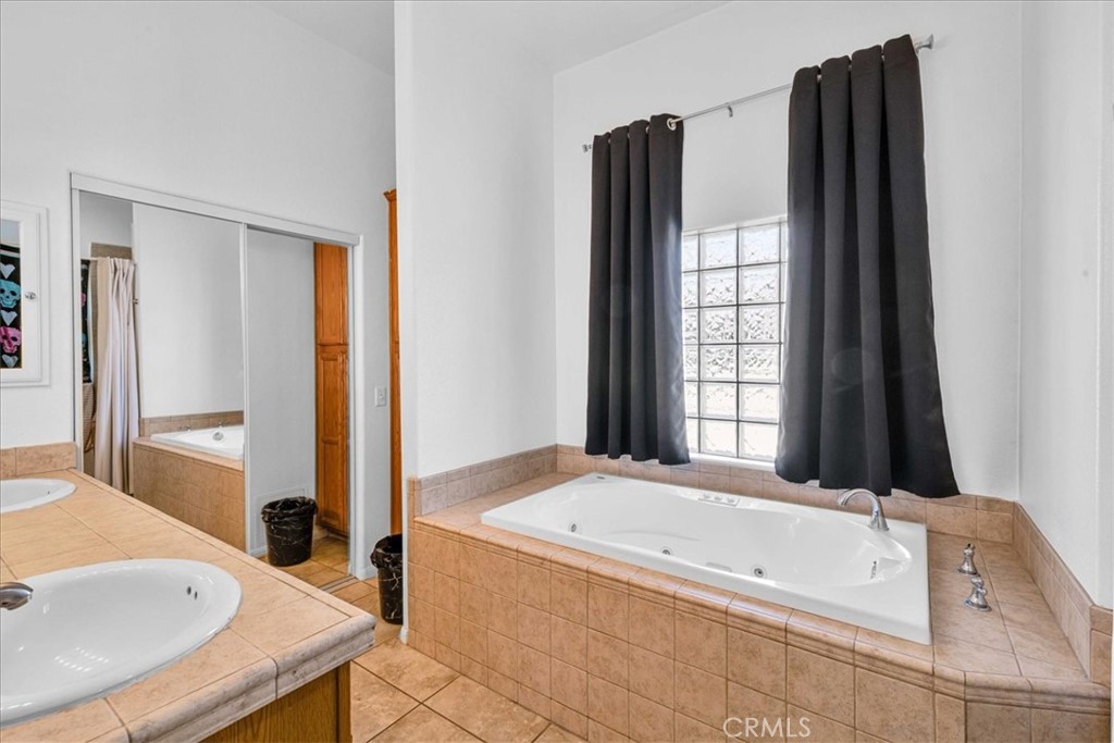 64586 Brae Burn Avenue Property Photo 19