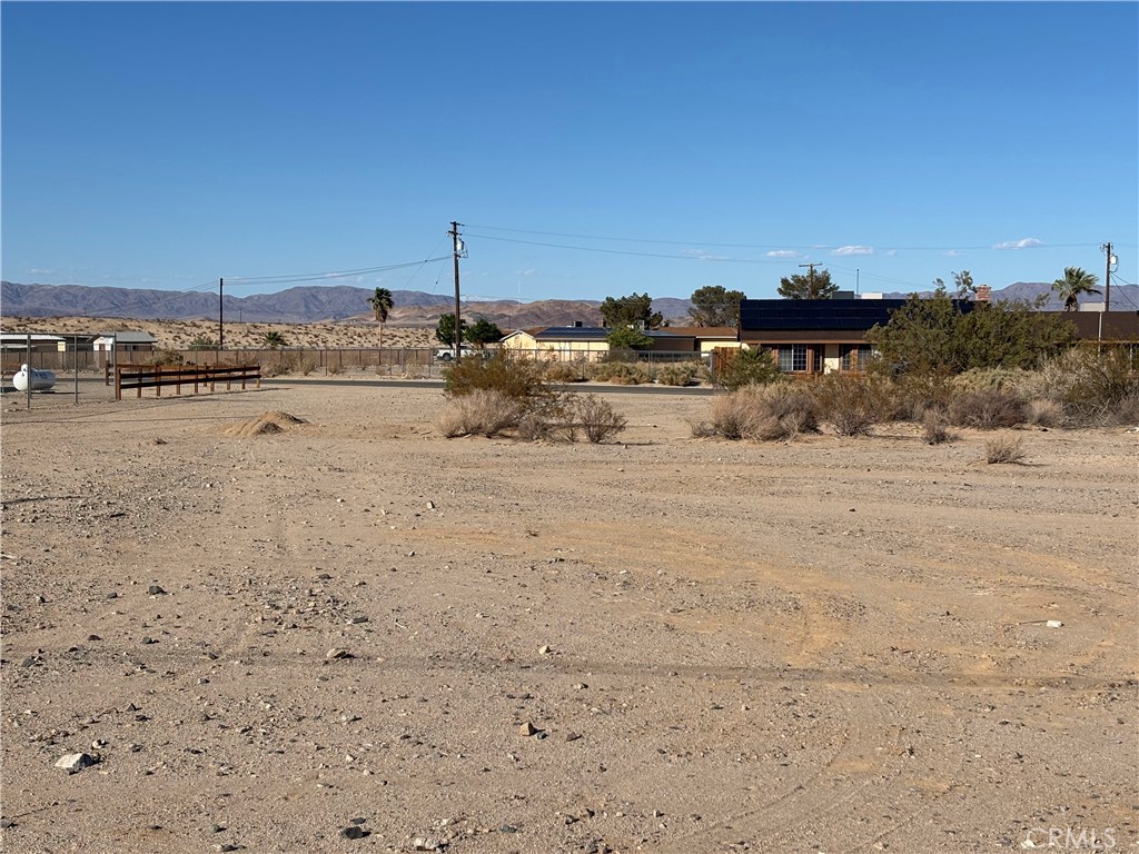 1 Flying H Road Property Photo 6