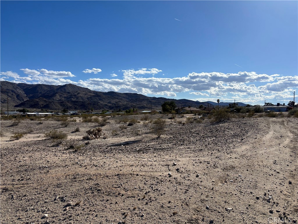1 Morongo Road Property Photo 12