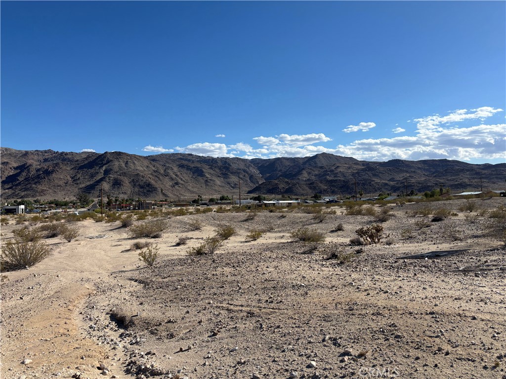 1 Morongo Road Property Photo 13