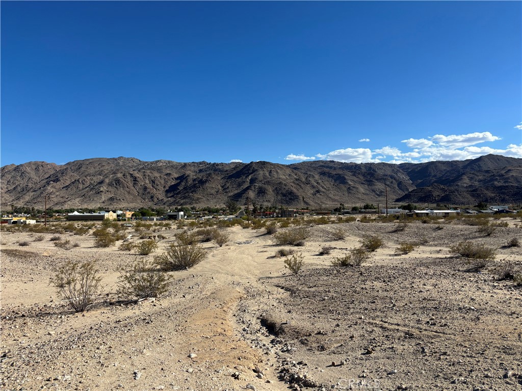 1 Morongo Road Property Photo 14