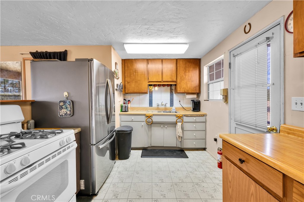 3040 Colabgo Property Photo 11